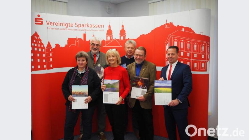 Der Almanach ist als praktischer und papiersparender Wendekalender gestaltet. Bild: krb