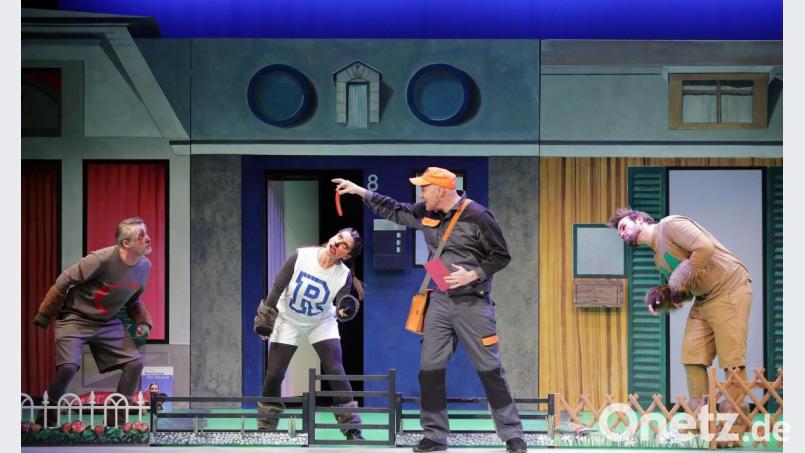 Mit dem Kindertheater "Edgar, der Schrecken der Briefträger" gastierte das Dehnberger Hoftheater am ersten Adventssonntag im Stadttheater. Bild: Wolfgang Steinbacher