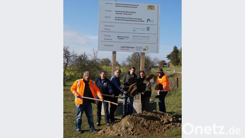 Ständige Investitionen sind notwendig, um das wichtigste Grundnahrungsmittel „Trinkwasser“ zu garantieren. Neben den Ausgaben für den Hochbehälter Pissau, für „Bodenäcker Straße“ in Schwarzhofen sowie Diendorfer Straße und der Straße „Ufertal“ in Neunburg wurde kürzlich für die Wasserleitung Kemnath/Sonnenried grünes Licht gegeben. Bild: weu