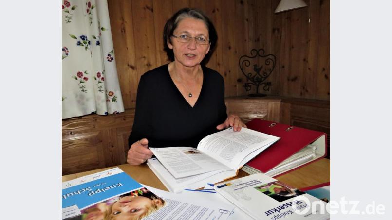 Über viele Wochen hinweg hat Johanna Zettl Kneipps Naturheilkunde an der Sebastian-Kneipp-Akademie sowie aus Schriften und Büchern gelernt. Das hat sie immer mehr von den einfachen und effektiven Lehren des bayerischen Naturheilkundlers überzeugt. Bild: ubb