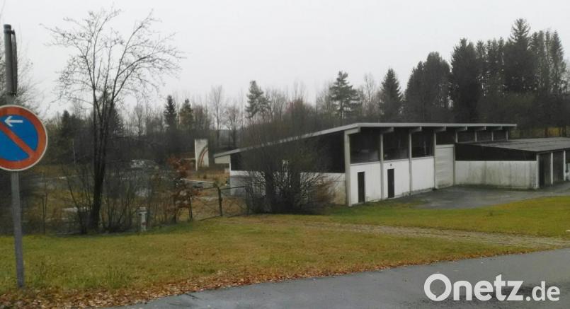 So kann man einem möglichen künftigen Investor die Freibad-Anlage nicht zeigen. Da muss noch allerhand geschehen, die Weichen sind gestellt. Bild: ld