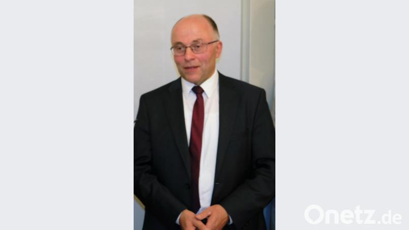 Verbunden mit einem Bekenntnis zum &quot;Sehnsuchtsort Speinshart&quot; erklärt Bürgermeister Albert Nickl seine Bereitschaft, &quot;weiter mit Herzblut für die Heimat da zu sein&quot;. Die Wahlberechtigten honorieren diesen Wunsch und die Leistungen des Bewerbers für Speinshart bei der Kandidatennominierung der CSU mit einem 100-Prozent-Ergebnis . Bild: do