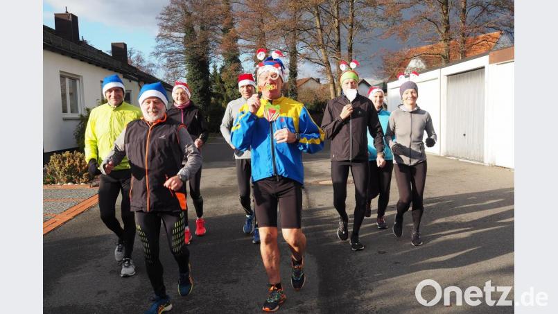 Die Läufer des TB Weiden haben während der Woche schon einmal für den Nikolauslauf geübt. Bild: sbü