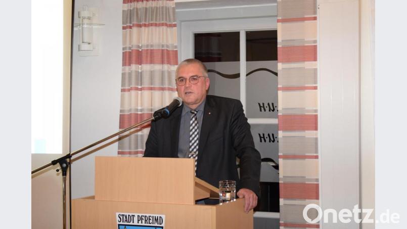 Einen umfangreichen Tätigkeitsbericht legte Bürgermeister Richard Tischler in der Bürgerversammlung ab. Bild: bnr