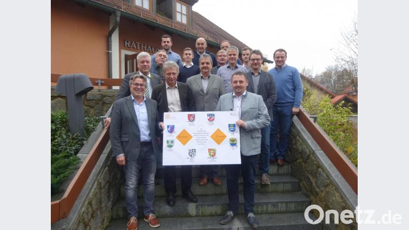Die Teilnehmer am 4. Energieeffizienz-Netzwerktreffen Nordoberpfalz. Bild: arw