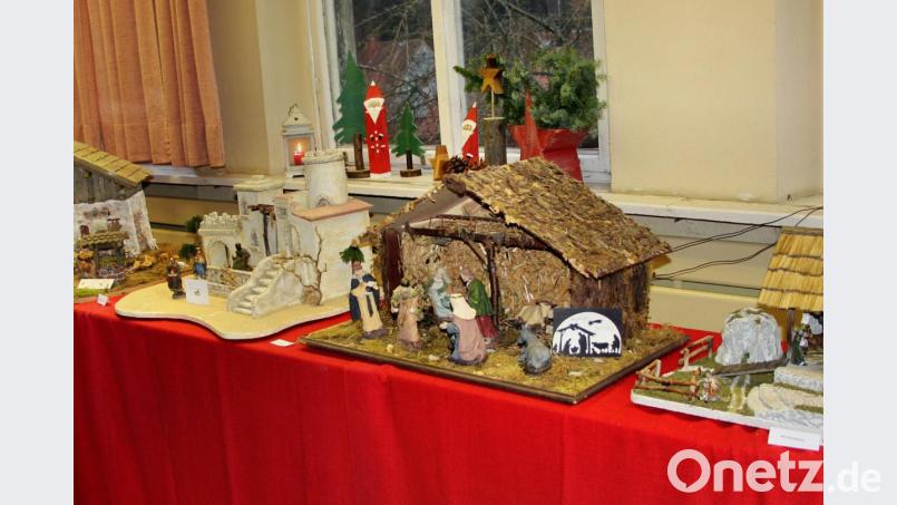 Kunstvoll gefertigte Weihnachtskrippen im alpenländischen und orientalischen Stil. Bild: ds