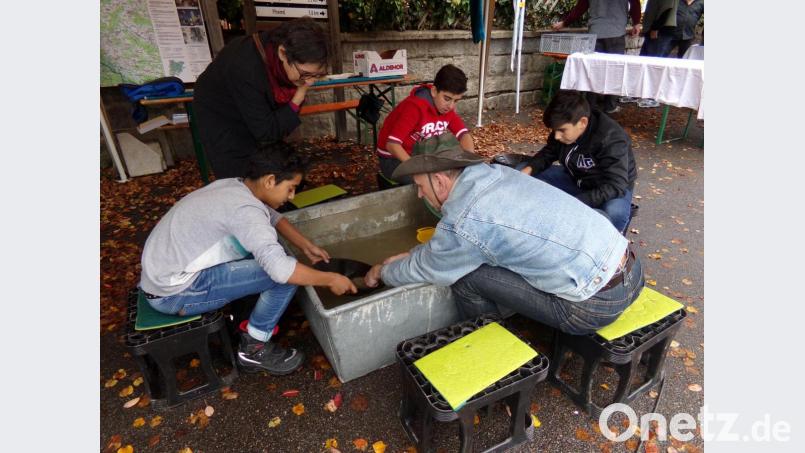 Goldwäscher beim Goißnfest des Bund Naturschutz. Bild: laz