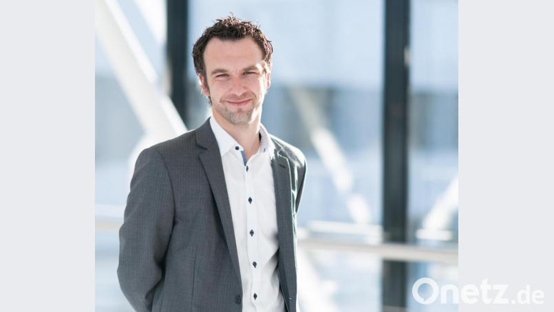 Michael Reindl (34) wird von Seiten der Kliniken Nordoberpfalz AG die Organisation des Nofi-Laufs von Norbert Tannhäuser und Martin Neuhaus übernehmen. Bild: Peter Langgaertner