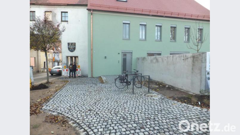 Mit der Fertigstellung des Buchhauses wird auch dessen Außenbereich neu angelegt. Bild: ibj