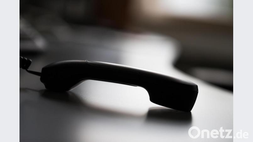 Betrug am Telefon: In letzter Zeit kommt das wieder öfter vor in der Region. Die Polizei mahnt zur Vorsicht. Bild: Rolf Vennenbernd dpa