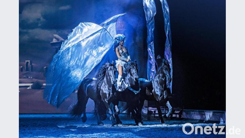 Die neue Show "Cavalluna- Legende der Wüste" nimmt die Zuschauer mit auf eine Reise. Bild: CAVALLUNA