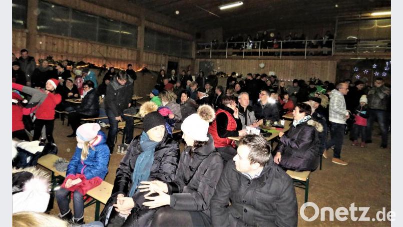 Nach den Vorführungen war gemütliches Beisammensein angesagt. Bild: ubb