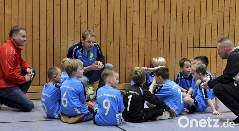 Hallenfußballturnier SV Raigering. Bild: Hubert Ziegler