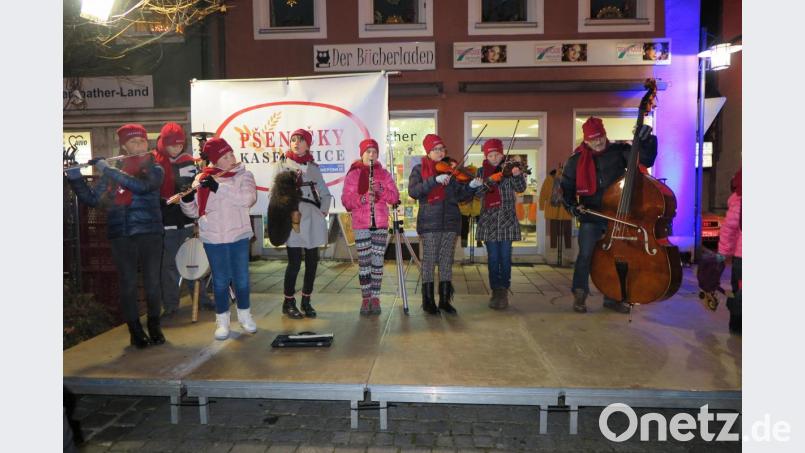 Sehr melodiös und rhythmusbetont waren die Lieder der tschechischen Musikgruppe. Bild: jzk