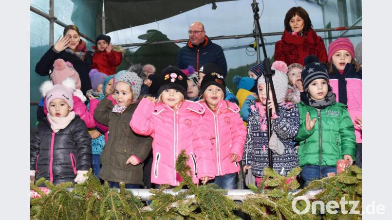 Der Auftritt der Kindertagesstätte St. Vitus fand bei den vielen Zuschauern großen Anklang Bild: no