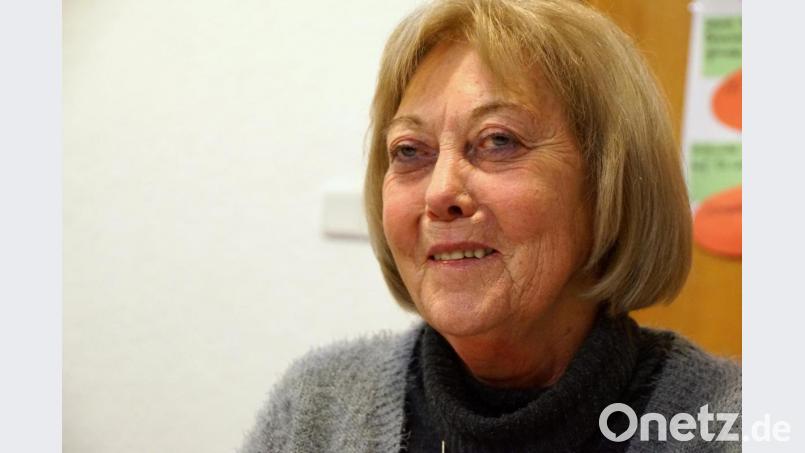 Hildegard Schroll opfert ihre Freizeit für die Senioren der Gemeinde und setzt dabei ihr eigenes Geld ein. Für die Kommune sei sie ein Glücksfall, sagt der Gemeinderat. Bild: bkr