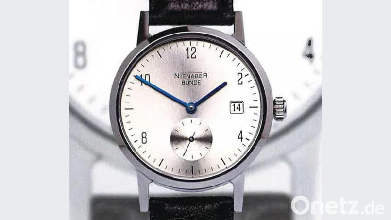 Die Polizei bittet um Hinweise: Um eine solche Uhr geht es. Bild: Polizei Sulzbach-Rosenberg