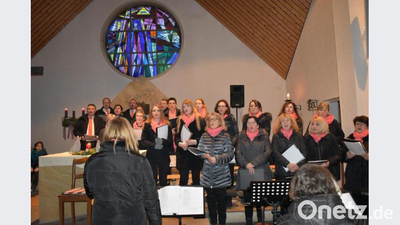 "ChorAlle" lässt wunderschöne Lieder erklingen. Bild: rgr