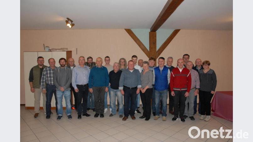 Die Kandidaten der Freien-Wähler-Gruppe Emhof mit Listenführer Martin Bauer (Fünfter von links). Bild: pop