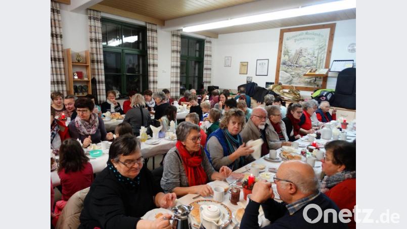 Viele Pfarrangehörige nahmen am Frühstück teil. Bild: twg
