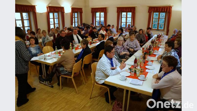 Ihr 30-jähriges Jubiläum feierten die Damen der Katholischen Frauenbundes im Pfarrsaal am vergangenen Sonntag. Bild: bkr