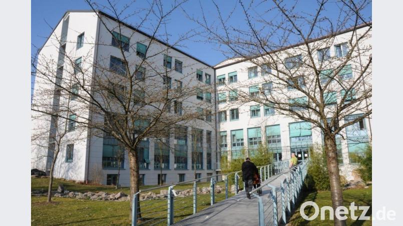 Hier im Klinikum St. Marien spielte sich im November der Einsatz ab, dessen Ablauf nun so umstritten ist.. Bild: Stephan Huber