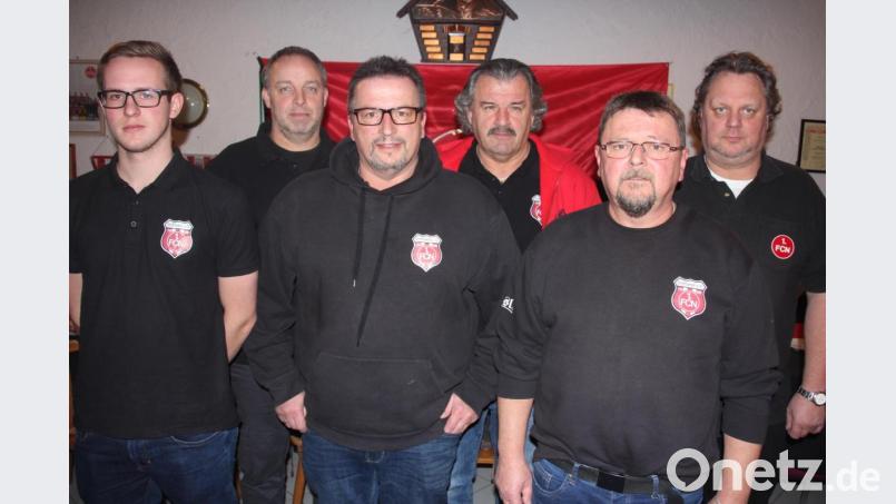 Das neu gewählte Vorstandsteam des 1.FCN-Fanclubs Stiftland: (on links) Lukas Richtmann, Bernd Zeus, Werner Richtmann, Franz Thoma, Harry Kutzer und Markus Haberkorn. Bild: kro