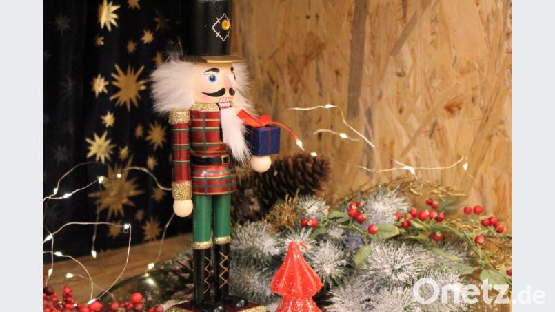 Wohl dem, der einen Nussknacker hat. Bei der 24. Klösterlichen Weihnachten ging es um die Nuss. Bild: dwi