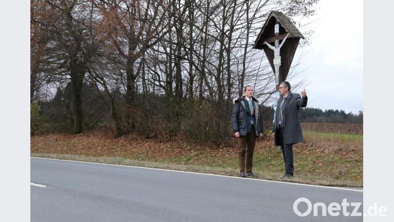 Albert Rupprecht (links) und Dritter Bürgermeister Franz Schöner. Bild: exb