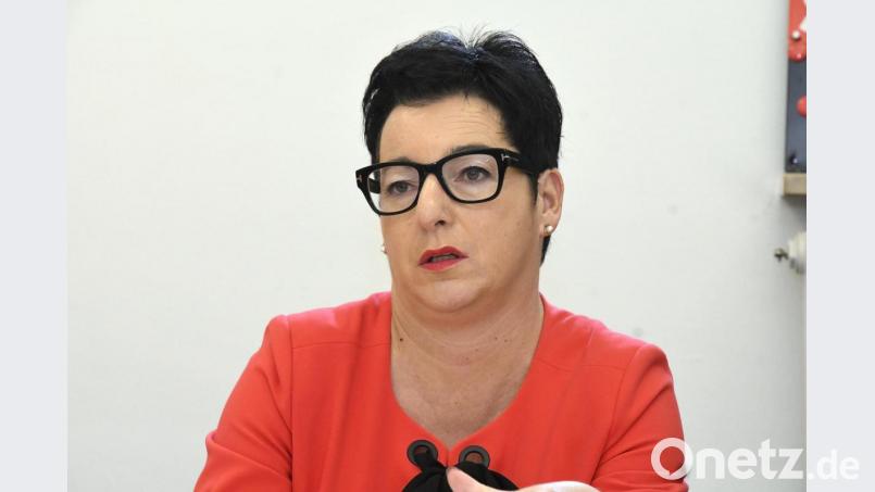 Birgit Fruth, die Oberbürgermeisterkandidatin der Amberger SPD, findet einen Facebook-Post von Brigitte Netta nicht in Ordnung. Bild: Petra Hartl