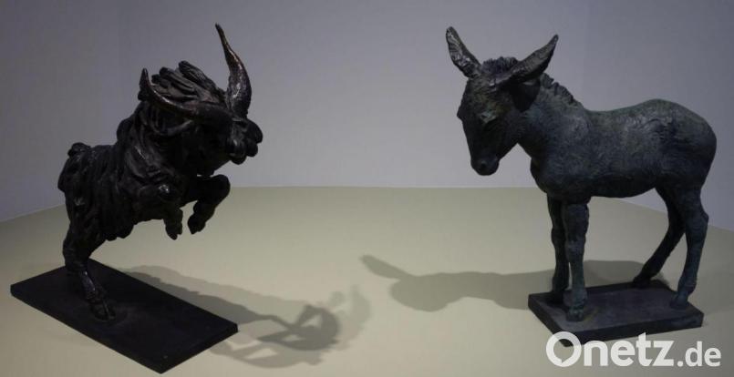 Tiere waren das Lieblingsmotiv der Bildhauerin Renée Sintenis. Auch in der Ausstellung im Kunstforum nehmen sie eine tragende Rolle ein. Bild: Susanne Wolke