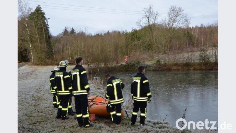 An einem See in der Nähe von Vohenstrauß gab es einen Einsatz, der in Zusammenhang mit der Vermissten steht. Bild: dob