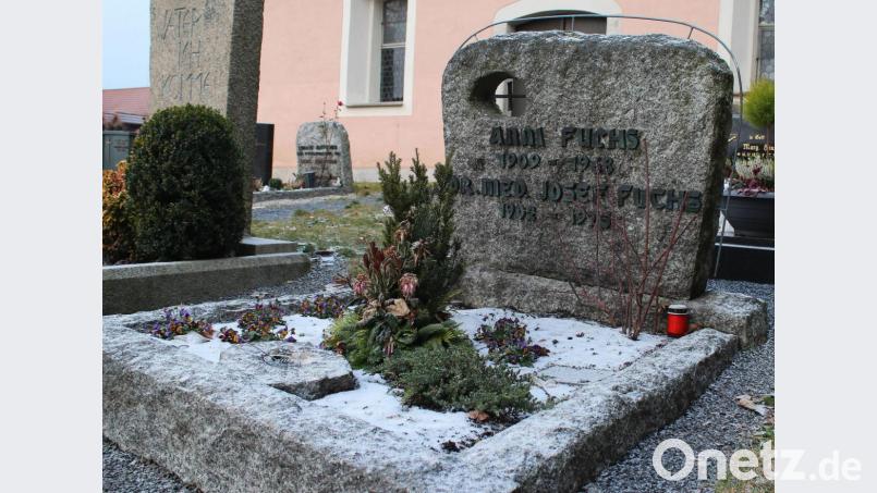 Das Grab von Dr. med. Josef Fuchs in Bärnau. Bild: sfo