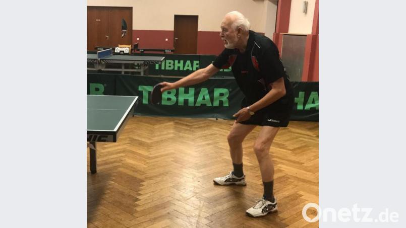 Für die Nabburger Tischtennisspieler (im Bild: Gottfried Rottner) standen die letzten Spiele der Vorrunde auf dem Programm. Insgesamt kann die Abteilung mit dem bisherigen Saisonverlauf mehr als zufrieden sein. Bild: tob