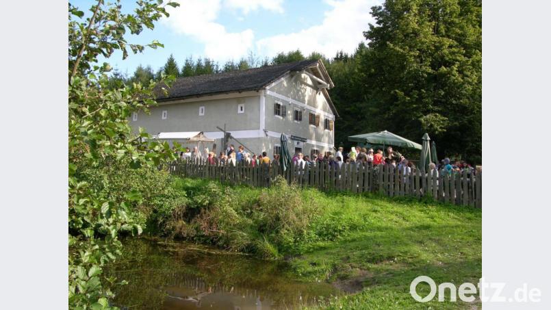 Schwelgen in Nostalgie: das Wirtshaus Unterbürg im Oberpfälzer Freilandmuseum Neusath-Perschen. Archivbild:  exb