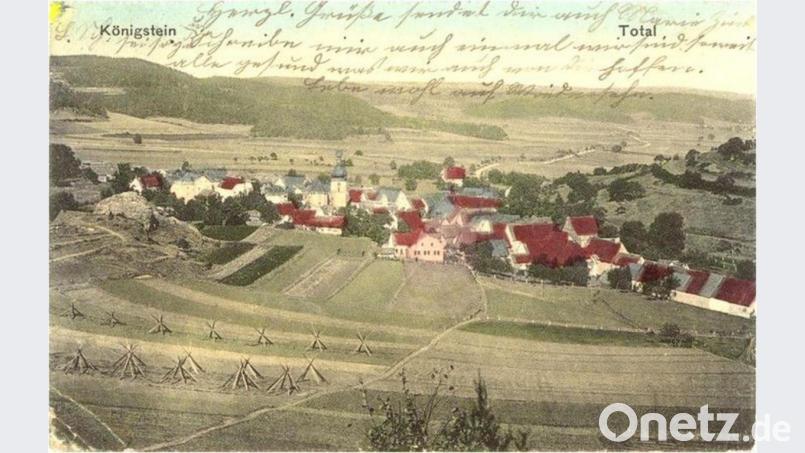 Eine Ansichtskarte von Königstein mit auf den Feldern aufgestellten Kuppeln. Bild: Privatarchiv Dieter Dörner
