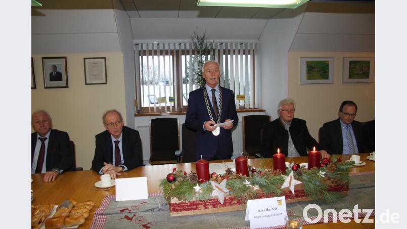 Bürgermeister Peter König stellte „sein“ Neusorg in Wort und Bild vor. Bild: wro