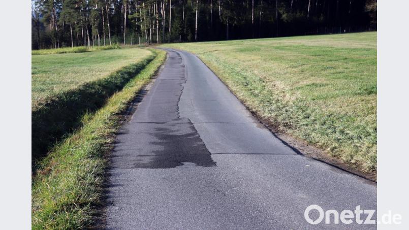 Die Gemeindeverbindungsstraße Haselbrunn-Großkotzenreuth auf Eschenbacher Seite. Bild: jma