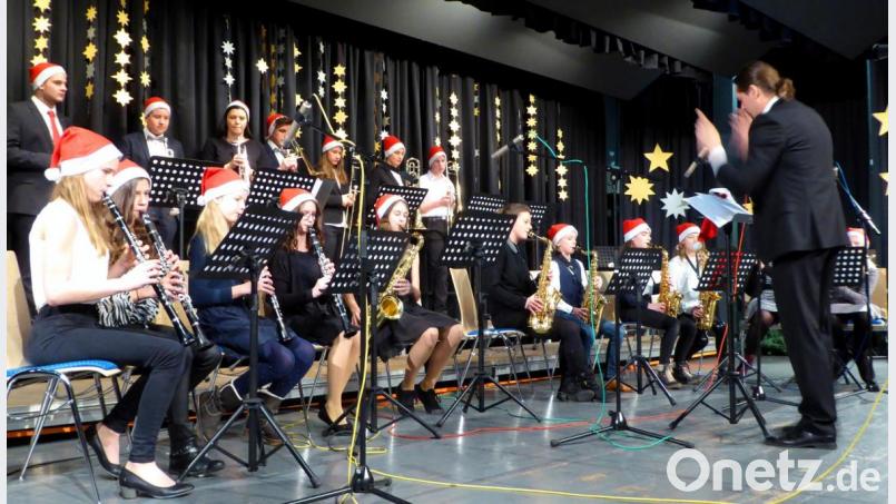 Die Bigband musiziert. Bild: Schönberger, Ferdinand [fsb]