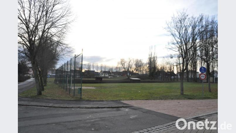 Bei der Zukunftswerkstatt 2017 hatten sich die Jugendlichen auch die Umgestaltung des Freizeitgeländes an der Schule gewünscht. Dieser Punkt blieb bislang unerfüllt. Bild: ak