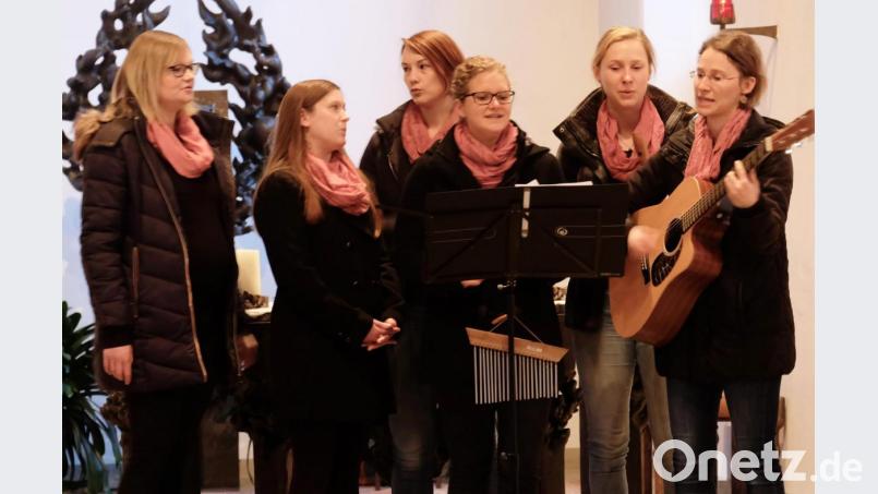 &quot;Harmony Sounds&quot; sind eine Gruppe junger Frauen, die sich gefunden haben um zu singen, weil es ihnen unwahrscheinlich viel Spaß macht mit ihren Liedern zu begeistern. Bild: wlr
