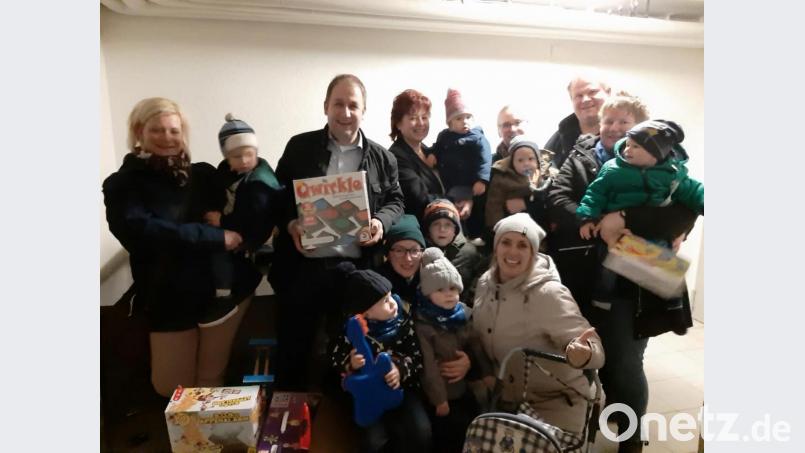 Spende der Eltern-Kind-Gruppen für das SOS-Kinderdorf in Immenreuth. Bild: do