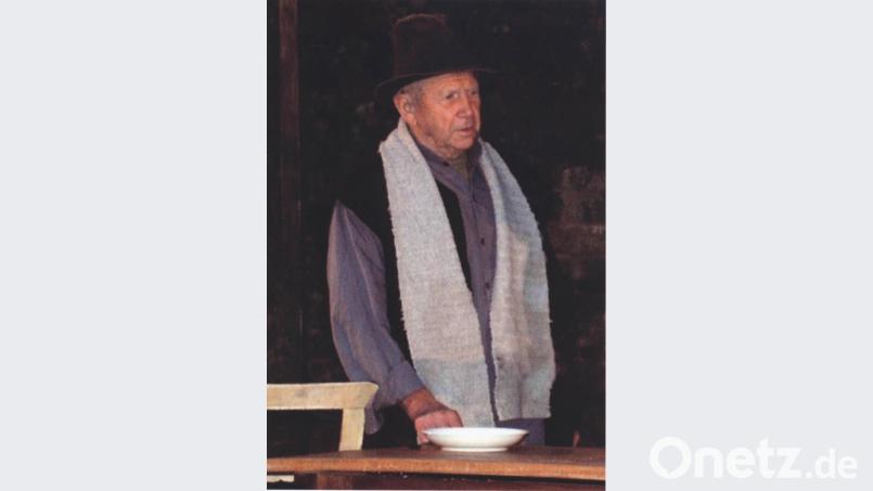 Als Pascher Johann im Stück &quot;Kerryhof&quot; stand Hans Kistenpfennig 2004 zum letzten Mal für die Laienspielschar auf der Bühne. Bild: exb