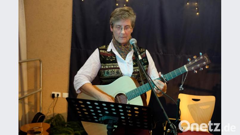 Sonja von Kreß reist bis aus Wendelstein an, um gesangliche Glanzlichter zu setzen. Bild: do