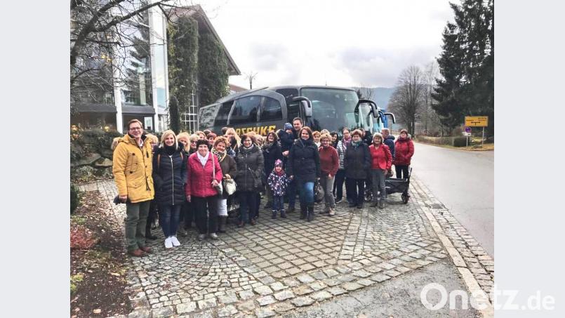 Besinnliche Stunden erlebten die Gäste des CSU- und Frauen-Union-Ortsverbandes beim Weihnachtsmarkt am Waldwipfelpfad bei St. Englmar. Bild: hai