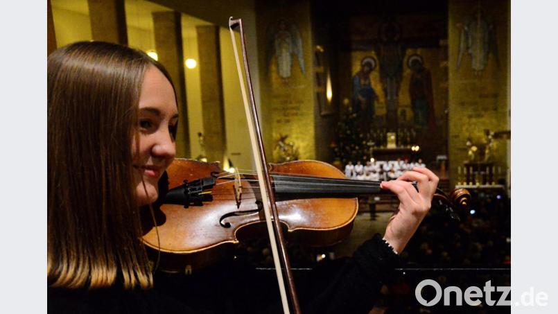 Händels „Sonate in F-Dur opf 1/12“, auf der Violine in zarten Klangfarben von Johanna Pickert vorgetragen. Bild: Kunz