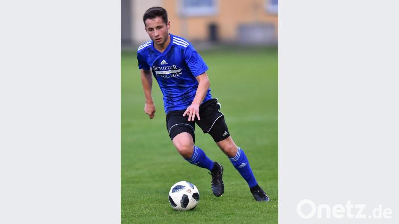Moritz Zeitler soll beim Oberpfalz-Medien-Cup auf jeden Fall für die SpVgg SV Weiden auflaufen. Bild: A. Schwarzmeier