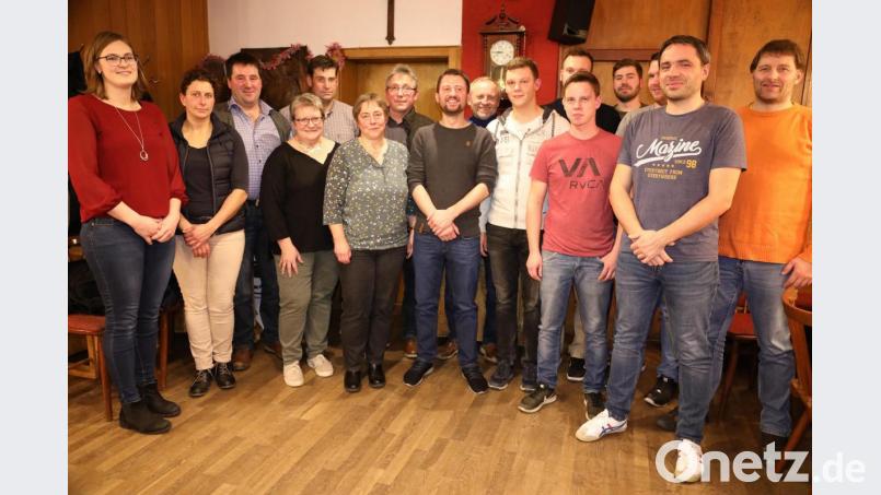 Mit Bewerbern aus allen Ortsteilen und vielen jungen Gesichtern startet die &quot;Wählergemeinschaft der Gemeinde Guteneck&quot; in den Kommunalwahlkampf 2020. Bild: akp