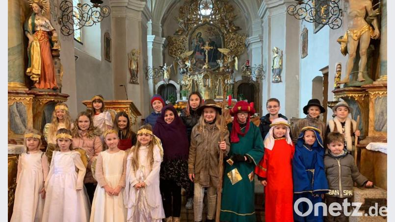 19 Kinde werden an Heiligabend in der Leonberger Pfarrkirche ein Krippenspiel aufführen. Bild: exb