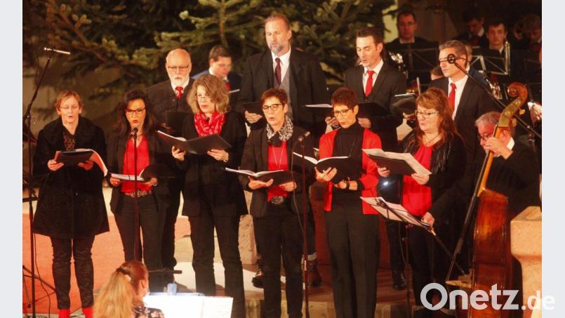 Der Kirchenchor St. Jakob freute sich mit &quot;Tochter Zion&quot; über das nahende Weihnachtsfest. Bild: Hirsch
